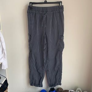 Grey lulu sweatpants